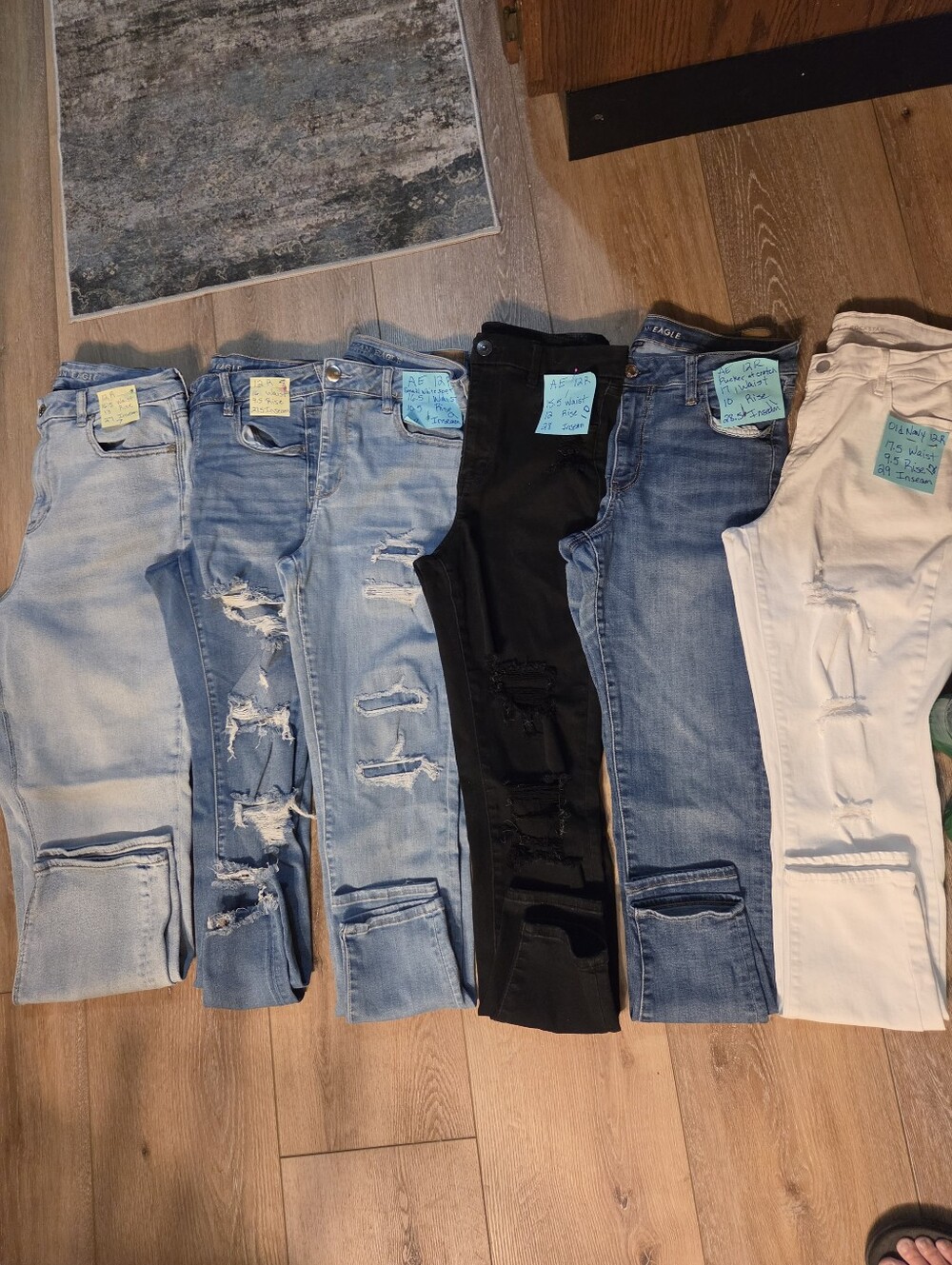 11 Pair American Eagle Outfitters One Pair Old Navy (White) Size 12 - Picture 3 of 7